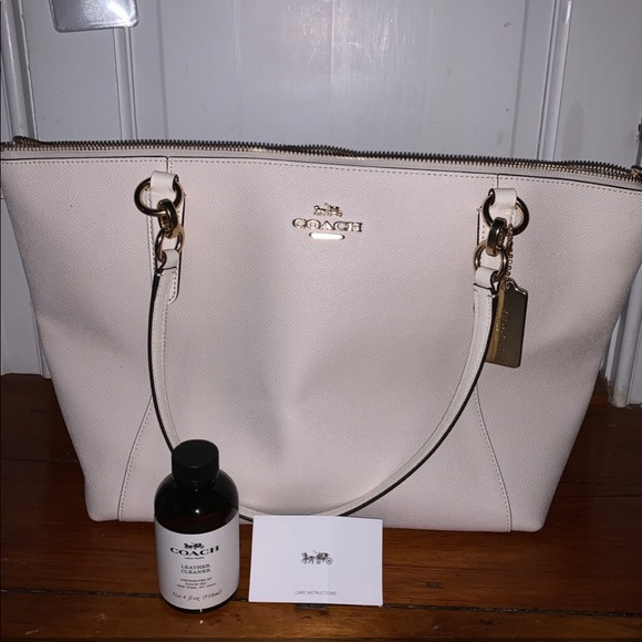 White coach bag - Picture 1 of 6